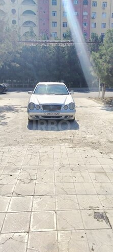 Mercedes E 220 1999, 445,000 km - 2.2 l - Şirvan