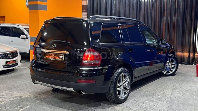 Mercedes GL 450 4MATIC 2007, 235,475 km - 4.7 l - Sumqayıt