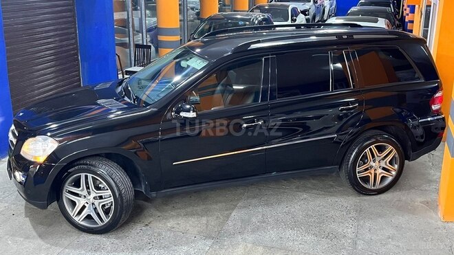 Mercedes GL 450 4MATIC 2007, 235,475 km - 4.7 l - Sumqayıt
