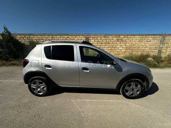 Renault Sandero Stepway 2015, 74,500 km - 1.6 l - Bakı