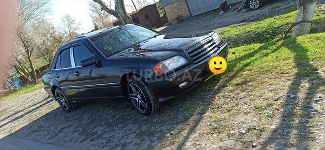 Mercedes C 220 1995, 360,000 km - 2.2 л - Bakı