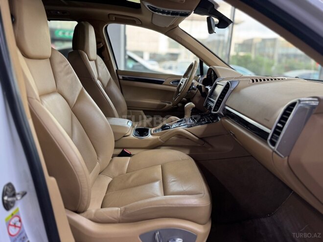 Porsche Cayenne 2015, 115,000 km - 3.6 л - Bakı