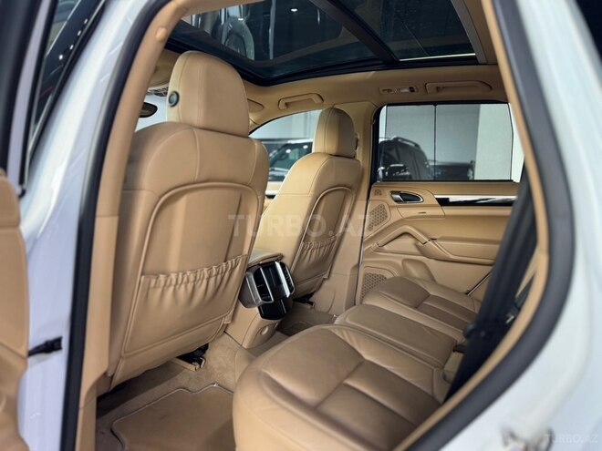 Porsche Cayenne 2015, 115,000 km - 3.6 л - Bakı