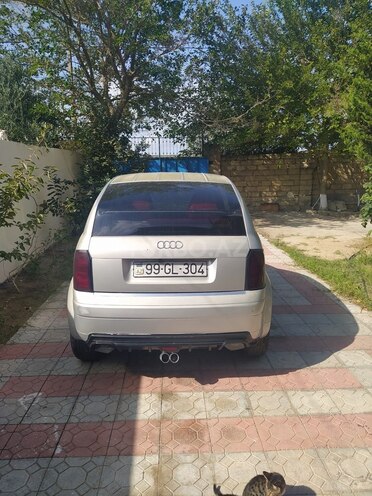 Audi  2000, 214,000 km - 1.4 л - Bakı