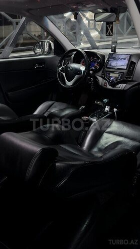 Hyundai i30 2009, 328,000 km - 2.0 l - Bakı