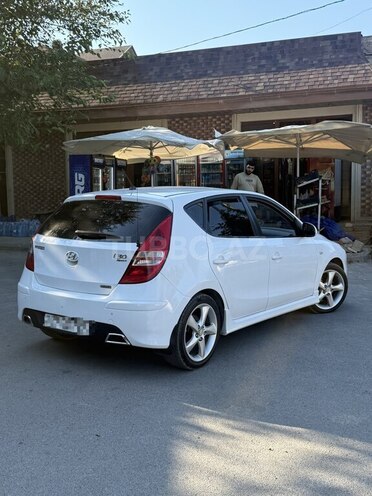 Hyundai i30 2009, 328,000 km - 2.0 l - Bakı