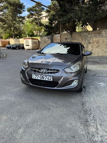 Hyundai Accent 2011, 310,000 km - 1.4 l - Bakı