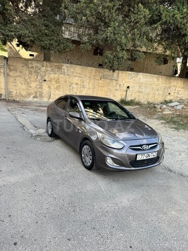 Hyundai Accent 2011, 310,000 km - 1.4 l - Bakı