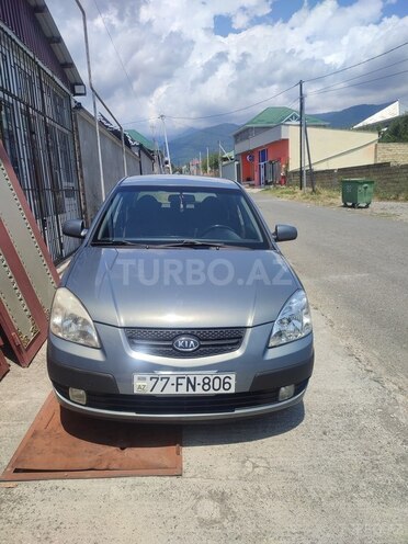 Kia Rio 2007, 225,000 km - 1.4 l - Şəki
