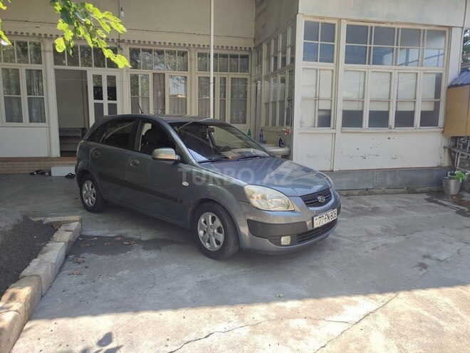 Kia Rio 2007, 225,000 km - 1.4 l - Şəki