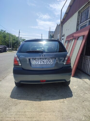 Kia Rio 2007, 225,000 km - 1.4 l - Şəki