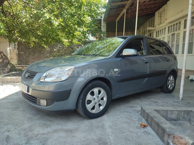 Kia Rio 2007, 225,000 km - 1.4 l - Şəki