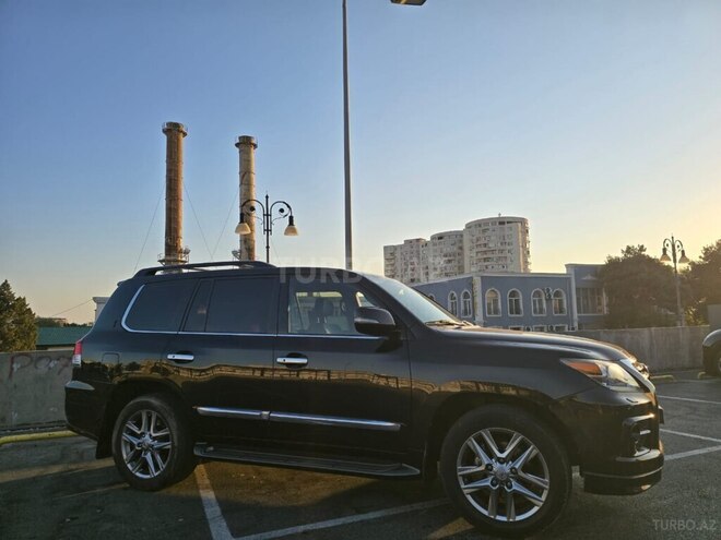 Lexus LX 570 2013, 172,000 km - 5.7 l - Bakı