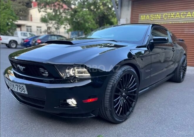 Ford Mustang 2009, 213,000 km - 4.0 л - Bakı