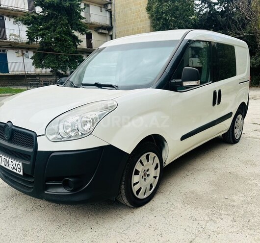 Fiat Doblo 2011, 293,000 km - 1.4 l - Bakı