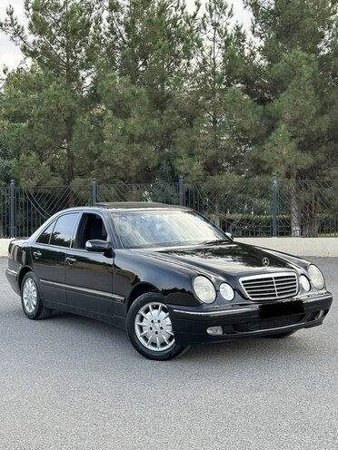 Mercedes E 270 2001, 285,000 km - 2.7 l - Yevlax