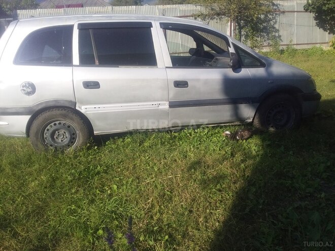 Opel Zafira 2000, 451,000 km - 1.8 l - İsmayıllı