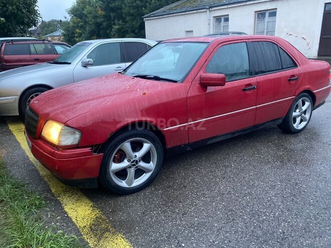 Mercedes C 180 1994, 496,161 km - 1.8 l - Quba