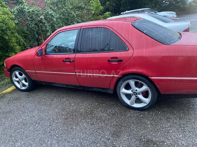 Mercedes C 180 1994, 496,161 km - 1.8 l - Quba