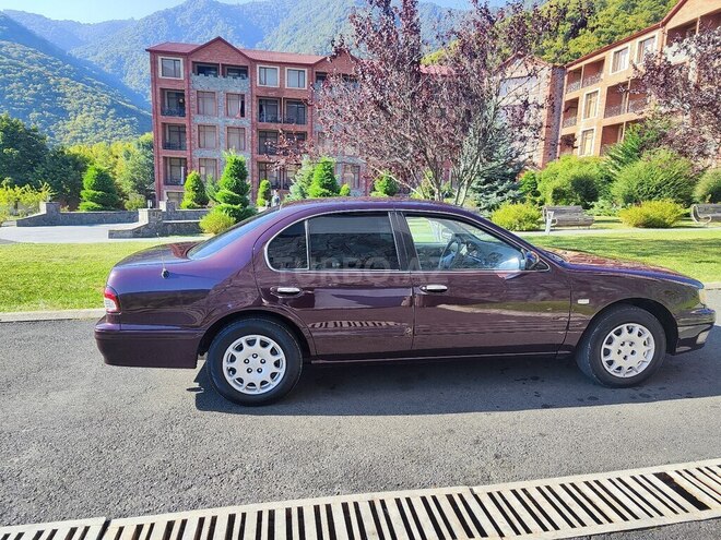 Nissan Maxima 1998, 500,000 km - 3.0 l - Qax