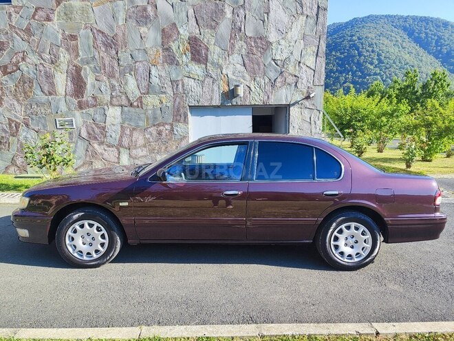 Nissan Maxima 1998, 500,000 km - 3.0 l - Qax