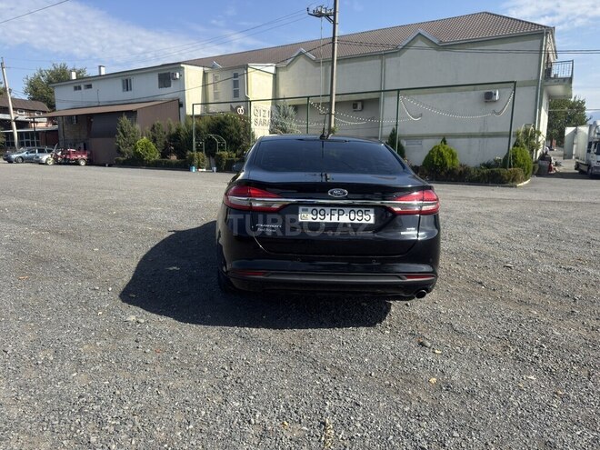 Ford Fusion (North America) 2016, 192,000 km - 1.5 l - Qax