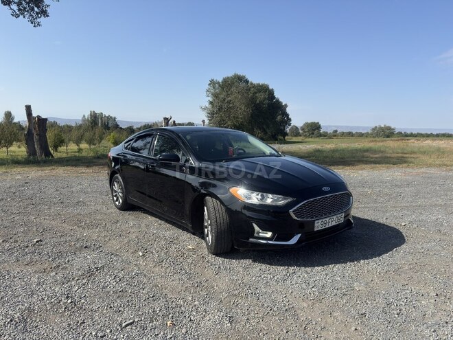 Ford Fusion (North America) 2016, 192,000 km - 1.5 l - Qax