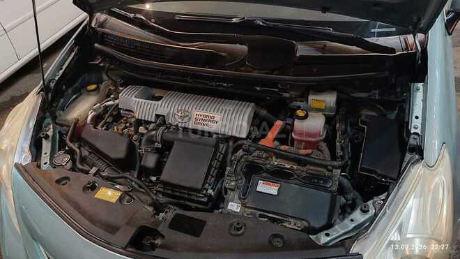Toyota Prius V 2013, 141,267 km - 1.8 l - Bakı