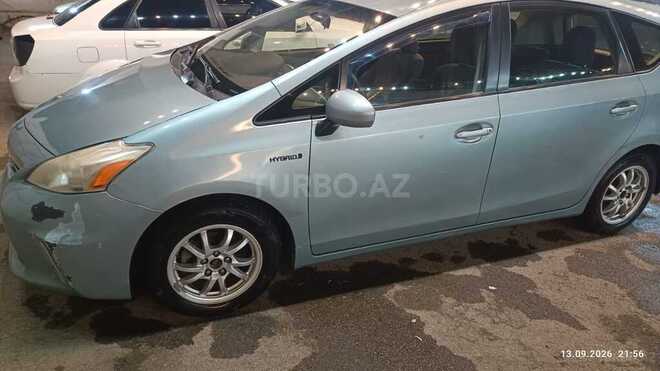 Toyota Prius V 2013, 141,267 km - 1.8 l - Bakı