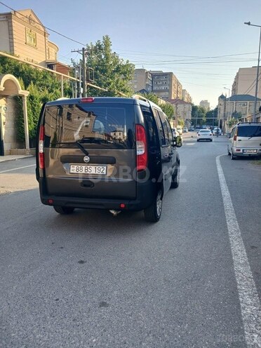 Fiat Doblo 2006, 199,000 km - 1.3 l - Bakı