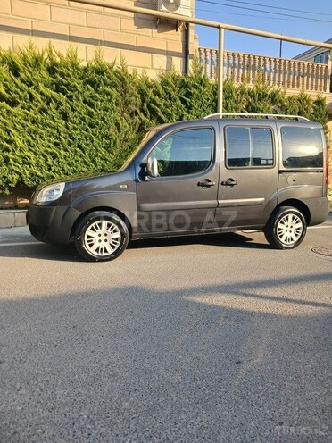 Fiat Doblo 2006, 199,000 km - 1.3 l - Bakı