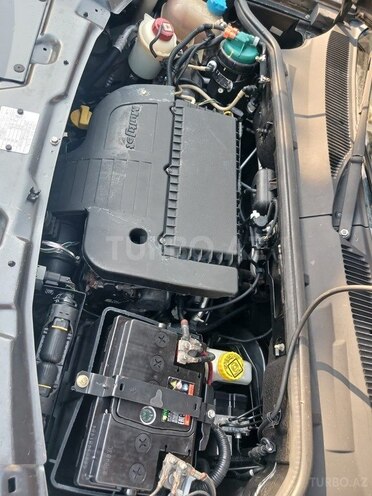 Fiat Doblo 2006, 199,000 km - 1.3 l - Bakı