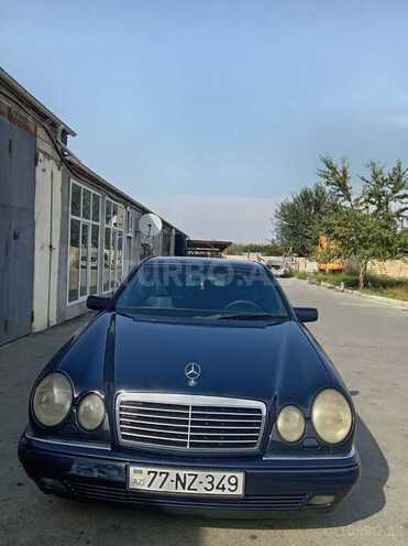Mercedes E 240 1998, 374,975 km - 2.4 l - Göyçay