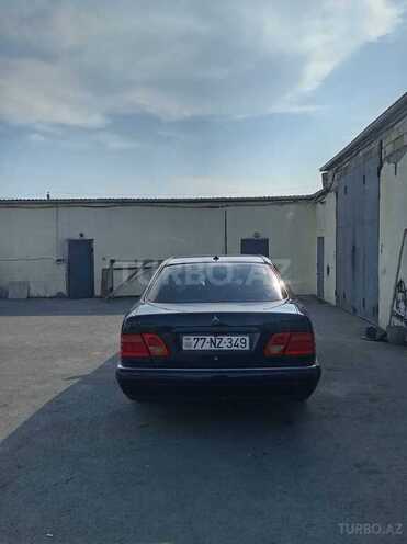 Mercedes E 240 1998, 374,975 km - 2.4 l - Göyçay