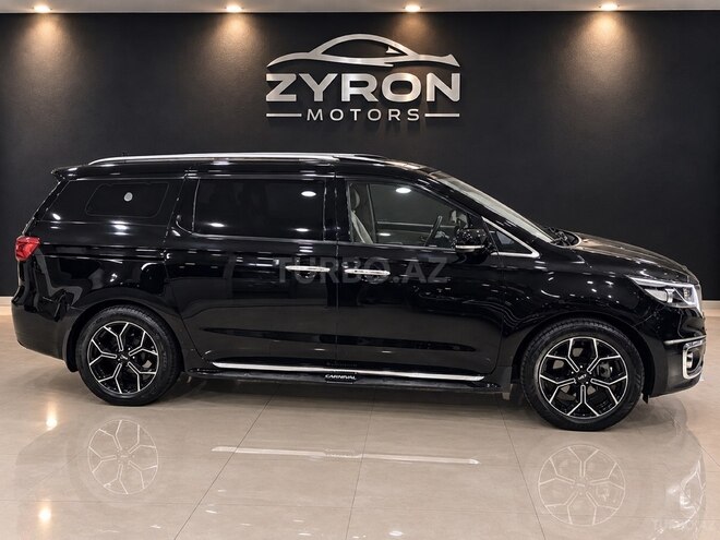 Kia Carnival 2015, 305,000 km - 2.2 л - Bakı