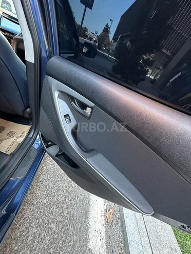 Hyundai Elantra 2015, 180,000 km - 1.8 л - Bakı