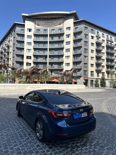 Hyundai Elantra 2015, 180,000 km - 1.8 л - Bakı