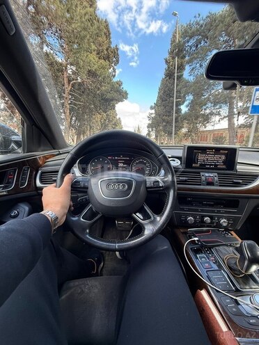 Audi A6 2015, 280,000 km - 2.0 l - Gəncə