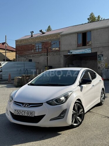 Hyundai Avante 2015, 200,000 km - 1.6 л - Bakı