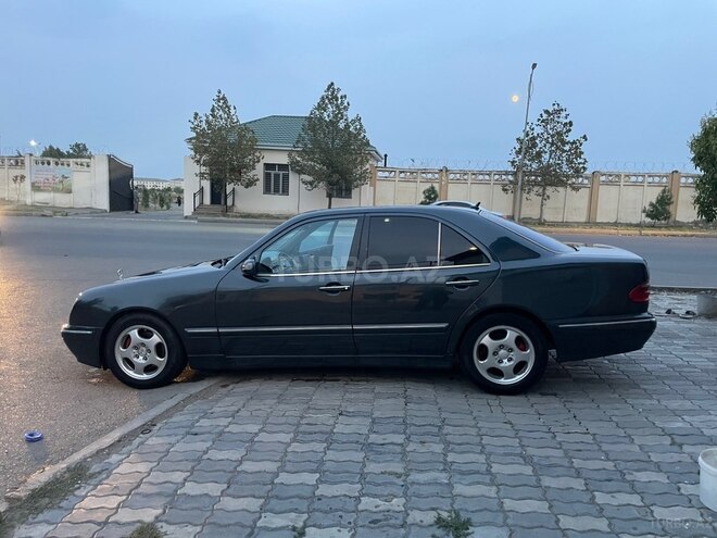 Mercedes E 270 2000, 345,280 km - 2.7 l - Gəncə