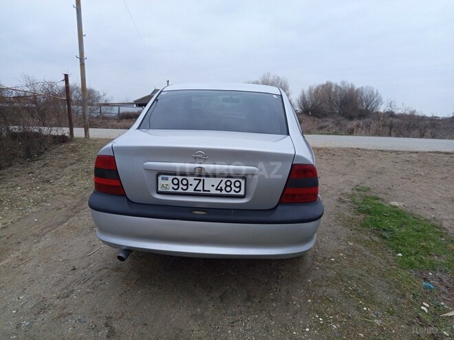 Opel Vectra 1996, 200,000 km - 2.0 l - Şirvan