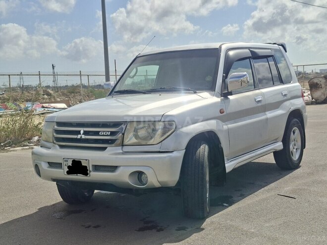 Mitsubishi Pajero io 2001, 388,000 km - 2.0 l - Bakı