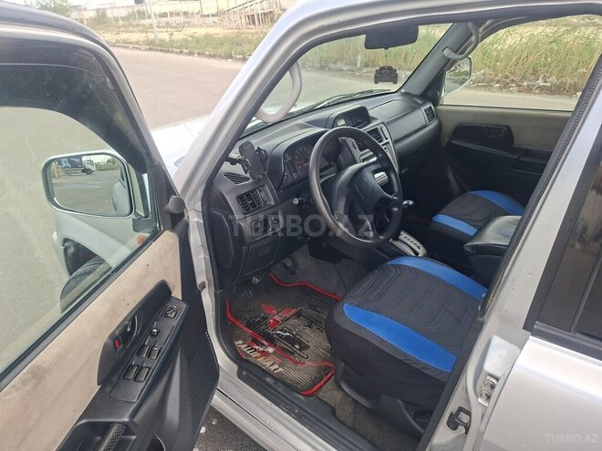 Mitsubishi Pajero io 2001, 388,000 km - 2.0 l - Bakı