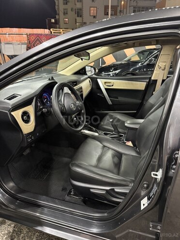 Toyota Corolla 2017, 153,000 km - 2.0 l - Bakı