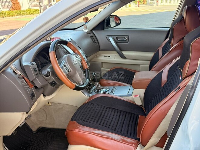 Infiniti FX35 2008, 300,000 km - 3.5 l - Yevlax