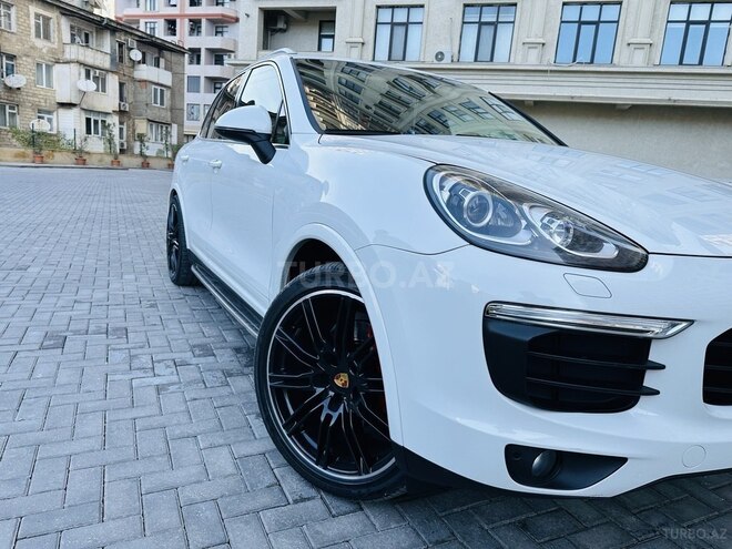 Porsche Cayenne 2015, 201,000 km - 3.6 л - Bakı