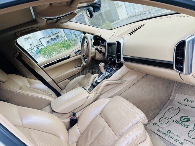 Porsche Cayenne 2015, 201,000 km - 3.6 л - Bakı