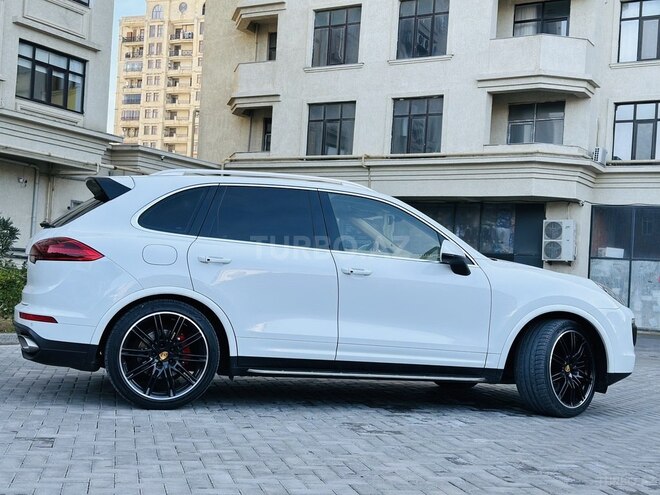 Porsche Cayenne 2015, 201,000 km - 3.6 л - Bakı
