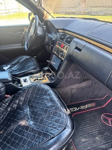 Mercedes E 220 1998, 100,000 km - 2.2 l - Oğuz