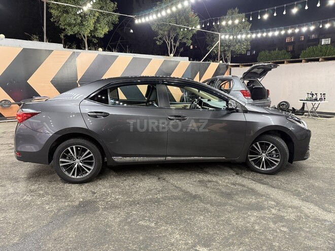 Toyota Corolla 2017, 153,000 km - 2.0 l - Bakı